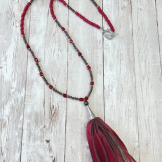 Red and Brown Glass Fiber Tassel Necklace