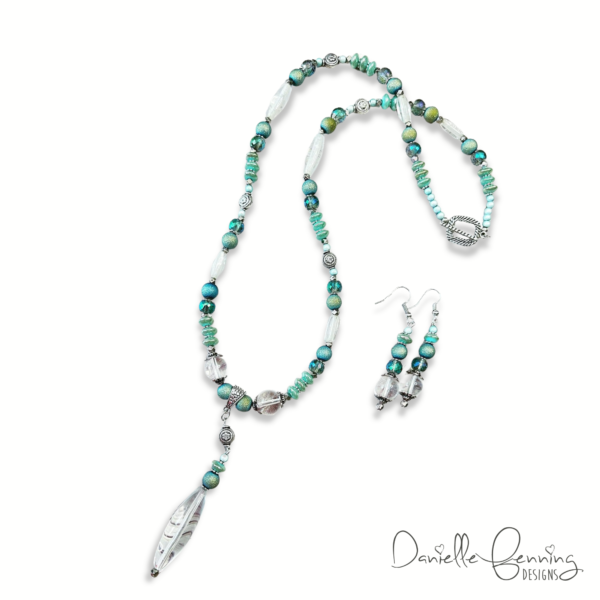 Seafoam Green, Clear Glass and Silver Tone Necklace and Earrings Set