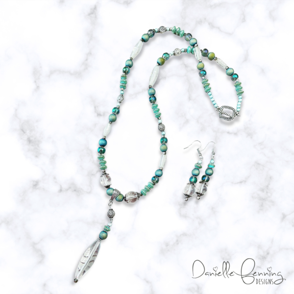 Seafoam Green, Clear Glass and Silver Tone Necklace and Earrings Set