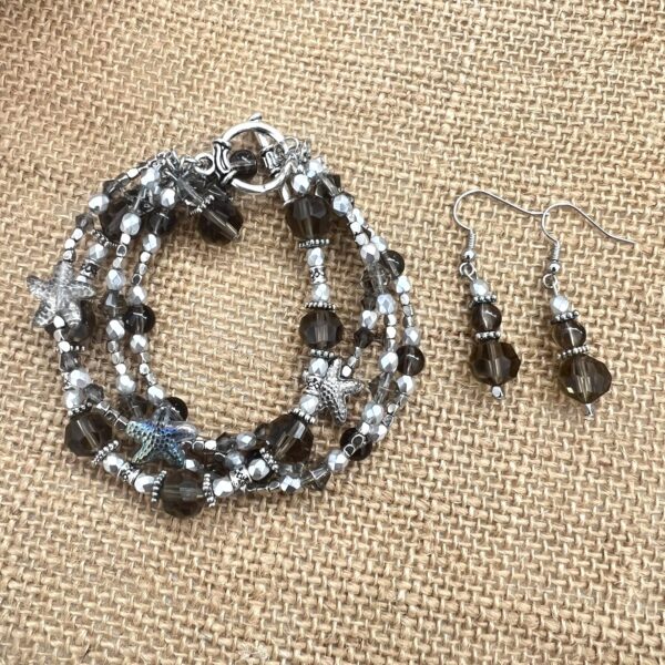 Iridescent Silver & Gray Starfish Multi-Strand Bracelet & Earrings Set