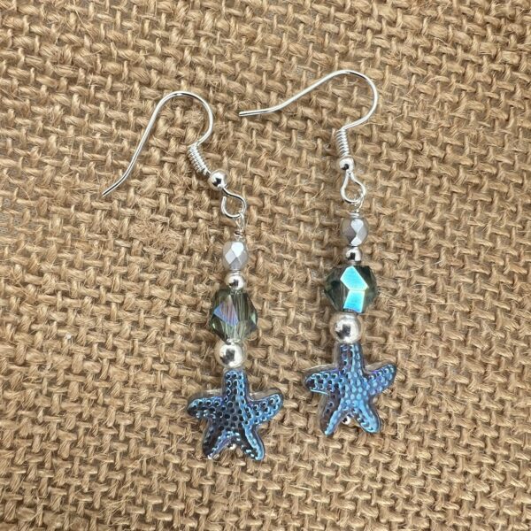 Iridescent Gray and Blue Starfish Multi-Strand Bracelet & Earrings Set