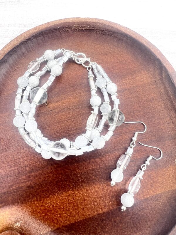 Iridescent Clear & Gray Glass Multi-Strand Bracelet & Earrings Set