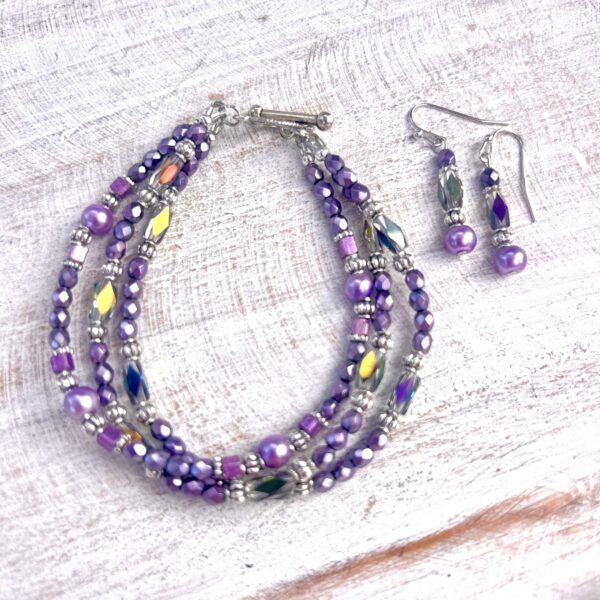 Iridescent Purple Rectangle and Pearl Multi-Strand Bracelet & Earrings Set