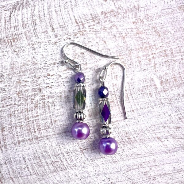 Iridescent Purple Rectangle and Pearl Multi-Strand Bracelet & Earrings Set - Image 3