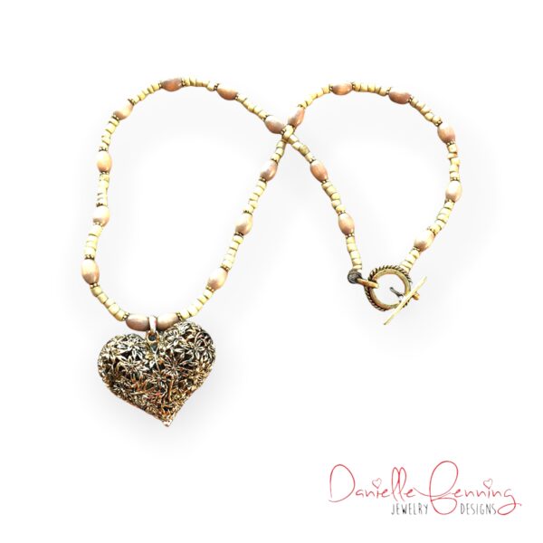 Woodsy Love Necklace