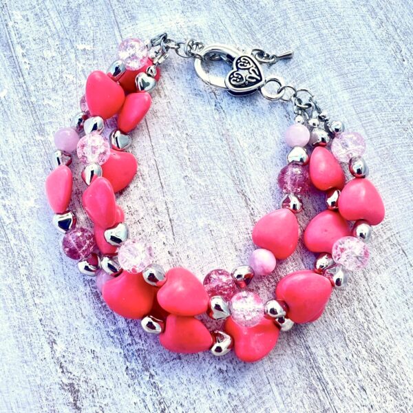 Salmon Pink Turquoise Howlite Heart and Cracked Glass Bracelet & Earrings Set